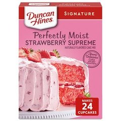 Duncan Hines Strawberry Supreme Cake Mix 15.25 Ounces
